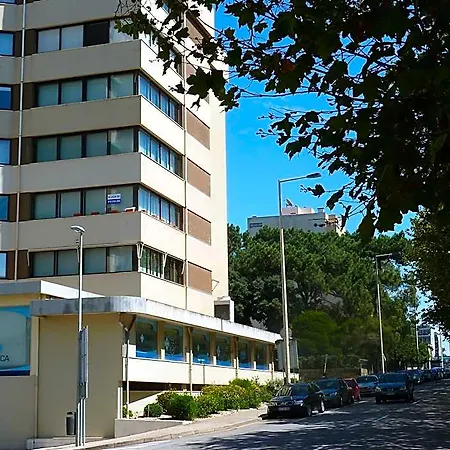 Large Flat Szálloda Porto